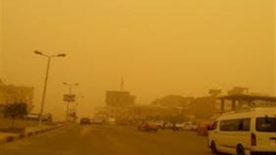 الحوامل وكبار السن.. ننشر تأثيرات العاصفة الترابية على المواطنين