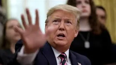 ترامب: تصريحاتي بشأن تعاطي المعقمات للحماية من كورونا كانت ساخرة