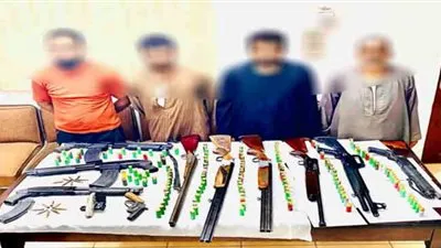 ضبط 4 أشخاص وبحوزتهم 11 قطعة سلاح نارى بأسيوط