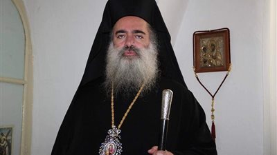 المطران عطا الله حنا: لا تجعلوا من 