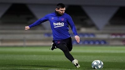 ميسي يفاوض لاوتارو مارتينيز بنفسه