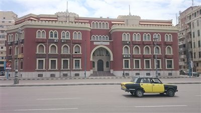 فريق من جامعة الإسكندرية يفوز بتمويل لابتكار حلول تواجه كورونا