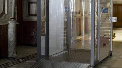 وزير الأوقاف: نصنيع كبائن لتعقيم المساجد (فيديو)