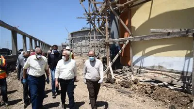 محافظ بورسعيد: محطة الكاب تعمل بطاقة استيعابية 26 ألف متر مكعب