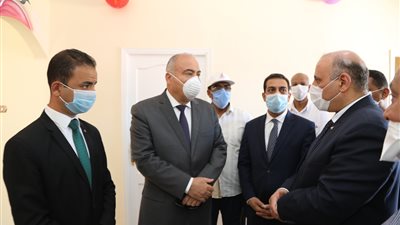 إعادة إعمار 60 منزلا بقريتين في قنا