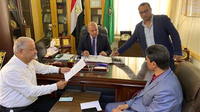 امتحان العربي لطلاب ثانية ثانوي في الدقهلية بلا شكاوى