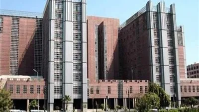 حقيقة وضع قائمة أسعار لـ الخدمة الطبية بالقصر الفرنساوي (فيديو)