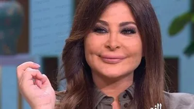 في عيد العمال.. إليسا توجه رسالة للعاطلين