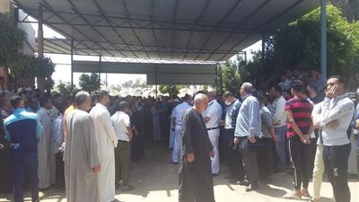 أهالي كوم حمادة ينتظرون وصول جثمان شهيد بئر العبد الثاني (صور)