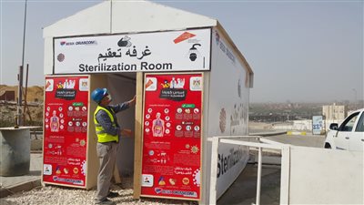 ممرات تعقيم للعاملين.. شاهد أعمال تطهير المتحف الكبير للمرة الثالثة