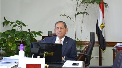 جامعة الإسكندرية تعلن توفير كمامات طبية بأسعار رمزية لدعم الجيش الأبيض