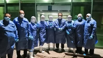 خروج أول حالة مصابة بكورونا من مستشفى العزل بكفر الزيات (صور)