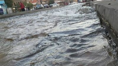 انفجار ماسورة مياه بالمطرية.. ومحافظة القاهرة تتابع إصلاحها