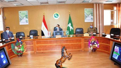 أبرزها تطبيق الإجراءات الاحترازية بالمناطق الصناعية.. قرارت لجنة الصحة والوقاية في الشرقية 