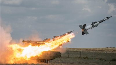 المرصد السوري يكشف عن مفاجأة بشأن تصدي الدفاعات الجوية للهجوم الصاروخي