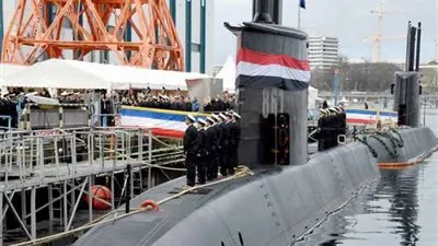 قائد سلاح الغواصات السابق: 