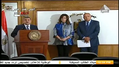 الأولوية لهؤلاء.. 6 رسائل هامة من الحكومة بشأن العالقين بالخارج