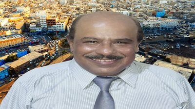 أكاديمي بجامعة عدن لــ