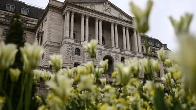 بنك إنجلترا يحذر من انكماش الاقتصاد البريطاني بنسبة 14٪ في 2020