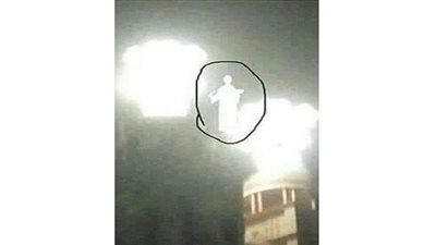 نشطاء يتداولون صورا لظهور أطياف نورانية للقديس مار مرقس الرسول