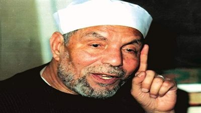 تفسير الشعراوي لقوله تعالى: {المنافقون والمنافقات بعضهم من بعض يأمرون بالمنكر} الآية 67 من سورة التوبة