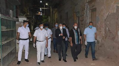 بعد عزل شارع.. نقل استلام الأبحاث بمدرستين في المنيا