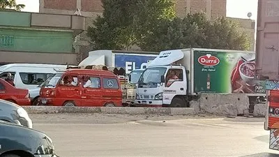 شلل مروري بطريق مصر إسكندرية الزراعي إثر انقلاب سيارة في البحيرة (صور)