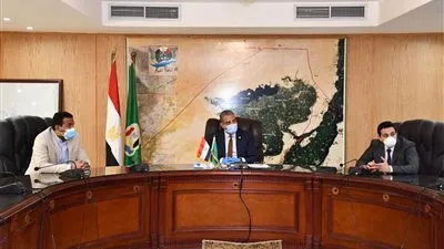 محافظ الفيوم يعزل عددًا من المناطق للحد من انتشار 