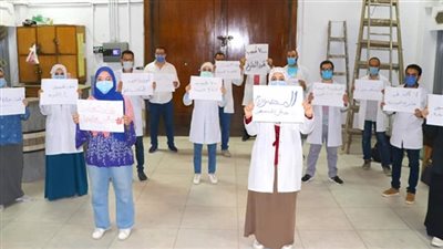 أطباء تكليف مارس يناشدون السيسي النظر في موقفهم