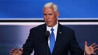 مايك بنس يختار الابتعاد عن الرئيس ترامب لبضعة أيام