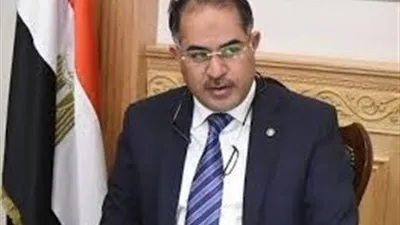 وكيل مجلس النواب يطالب بفرض حظر تجوال كامل (فيديو)