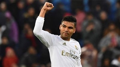 كاسيميرو يجدد عقده مع ريال مدريد