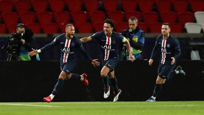 باريس سان جيرمان يقترب من ضم ظهير بورتو