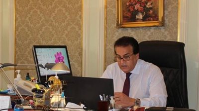 وزير التعليم العالي يشيد بنجاح مؤتمر جامعة طنطا لمواجهة كورونا