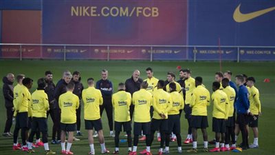 جمهور افتراضي يشهد مباراة برشلونة وأتلتيكو مدريد