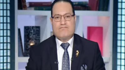 علاء أبو بكر عن 