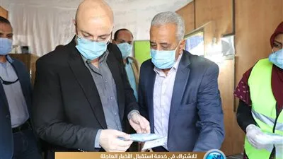 بسعر رمزي.. تفاصيل افتتاح أول منفذ لبيع الكمامات ببني سويف (فيديو)