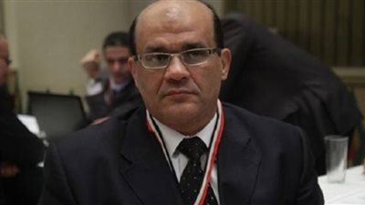 برلماني يطالب برقابة مشددة على سوق إنتاج الكمامات الطبية 