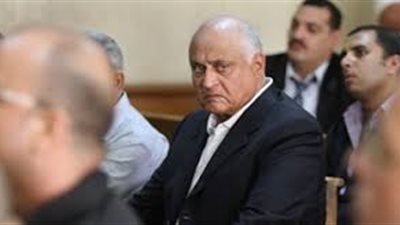 تأجيل محاكمة وزير الإسكان الأسبق بـ