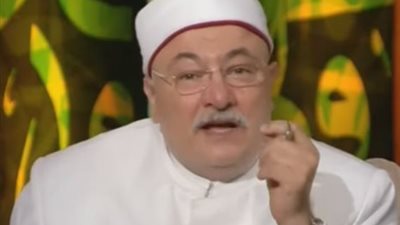 خالد الجندي يحذر من تزوير الفتاوى: 