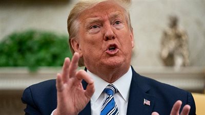 الرئيس الأمريكي يصف حكام الولايات بـ