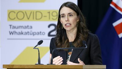 رئيسة وزراء نيوزيلندا تعرب عن قلقها من الاحتجاجات الأمريكية