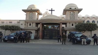 بين مؤيد ومعارض.. جدل مسيحي بعد قرار مد غلق أبواب الكنائس لـ 27 يونيو 