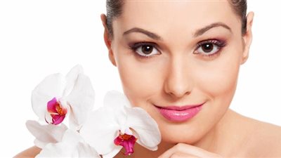 وصفة سحرية لتبييض بشرتك قبل حفل الزفاف