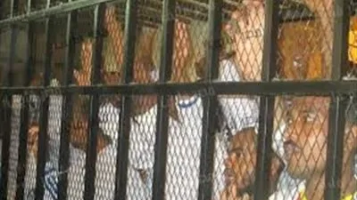 إخلاء سبيل 5 متهمين بالانضمام لجماعة إرهابية