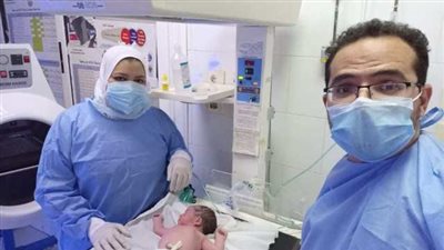 أول ولادة قيصرية ناجحة لمصابة بـ