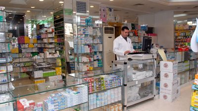 بيان مهم من الحكومة بشأن توفير أدوية برتوكول علاج كورونا في الصيدليات