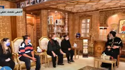 والدة الشهيد عماد أمير تكشف تفاصيل لقائها بالبابا تواضروس (فيديو)