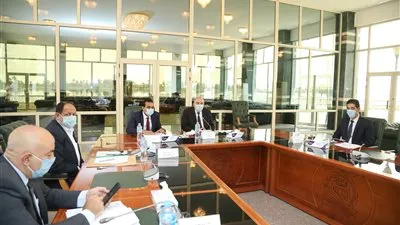 مهلة للشركات المتعثرة بالمنطقة الحرة العامة في قنا