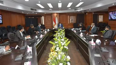 أشرف صبحي يترأس الاجتماع الأول لمجلس أمناء مدينة الرياضة لحي الأسمرات